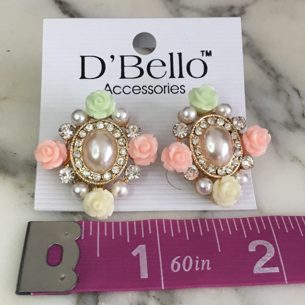 Pearl Bead Stud Earrings with Pink and Green Roses